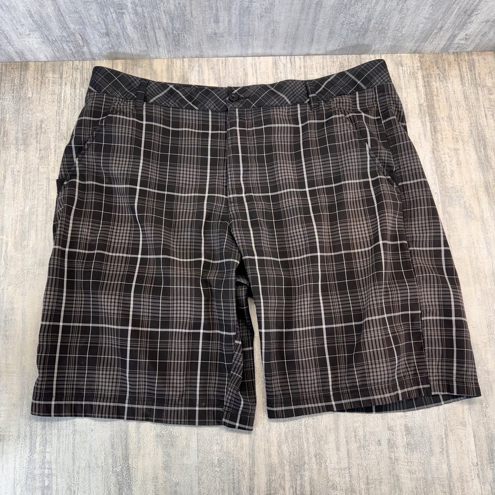 Mens Fila Sport Golf Shorts Size 38 Gray Plaid